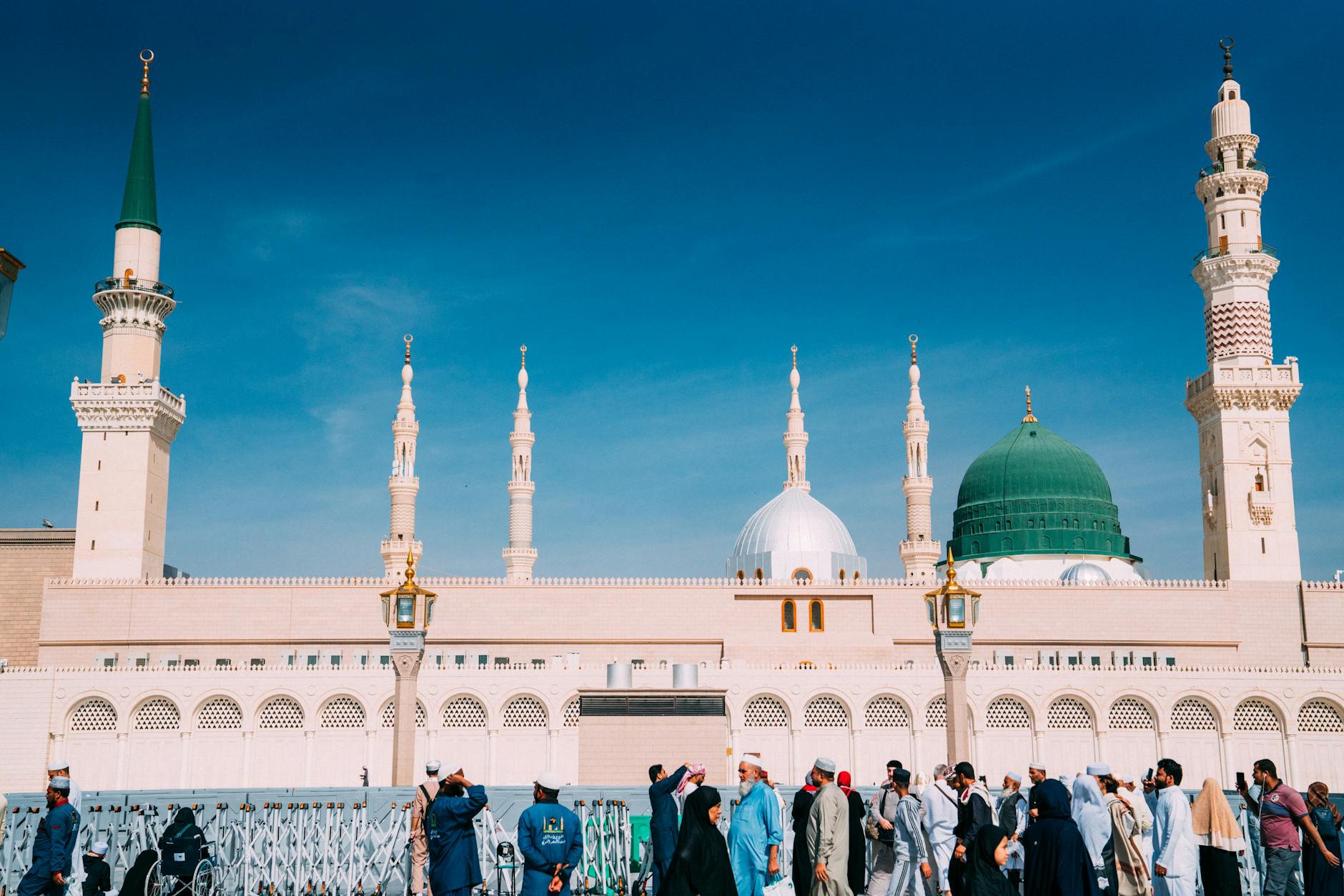 Cek legalitas travel umroh di Kemenag secara online
