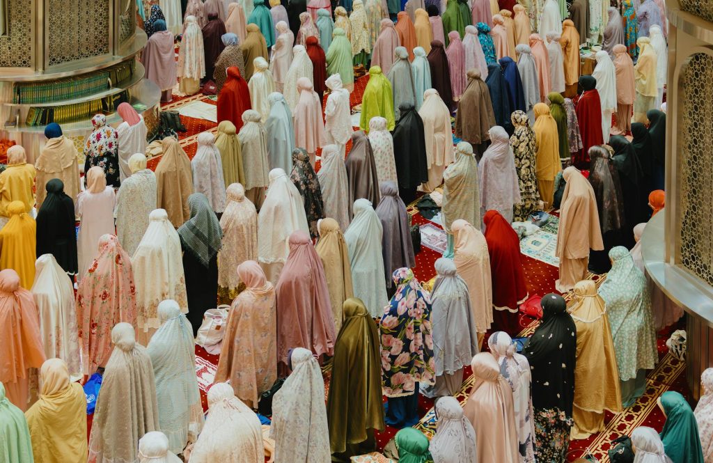 Perbedaan haji furoda dan haji khusus beserta aturan pelaksanaannya.