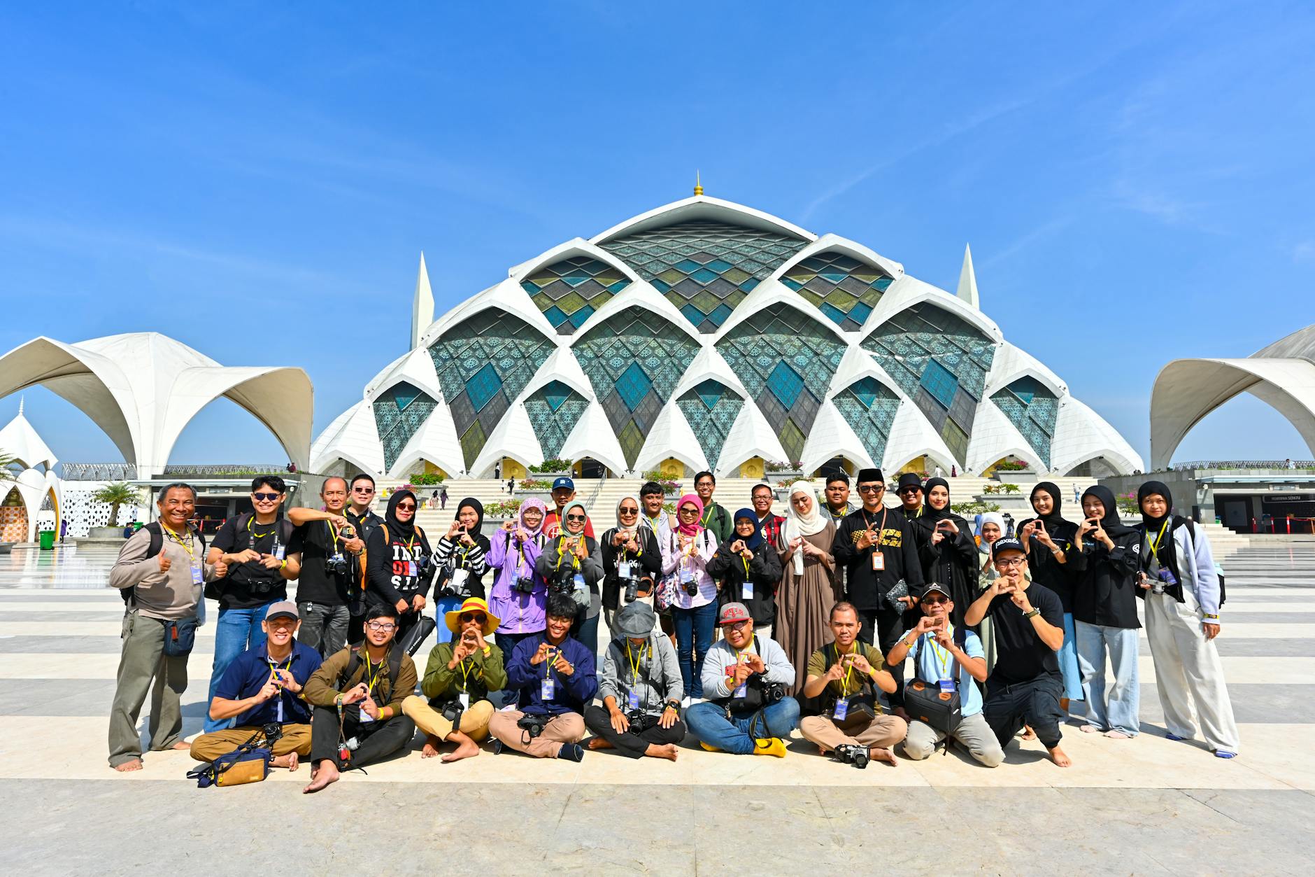 "Perjalanan haji umroh yang diprogramkan secara amanah dari Purwokerto"